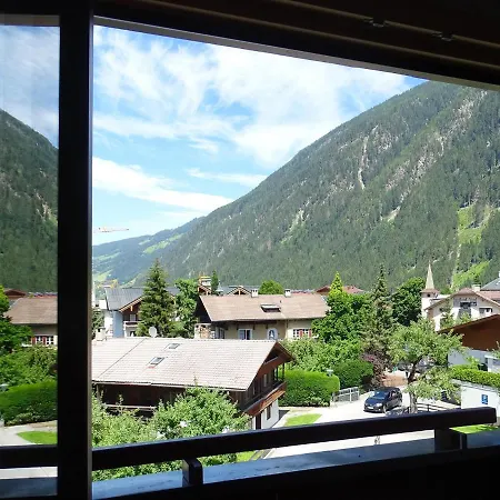 Appartementhaus By Piaunddirk Lägenhet Mayrhofen